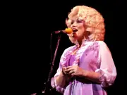 Psychiatrist explains grief over Dolly Parton's death