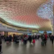 Rail chaos: 'Do not travel' warning as wires damage hits King's Cross