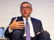 Rangers chief Andrew Cavenagh in talks over Linfield investment