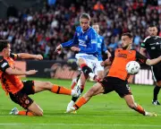 Rangers held by Dundee United as Aasgaard rescues McInnes in 1-1 draw
