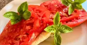 Red Wine Vinegar: The Secret to Tastier Tomatoes