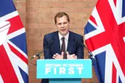 Reform UK: £30 tax credit for HMRC phone delays