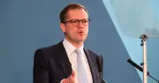 Reform unveils welfare-to-work plan for 330,000 claimants