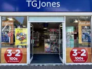 River Island, TGJones and UK banks hit by fresh store closures