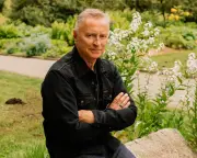 Robert Carlyle Reflects on Full Monty Strip Legacy