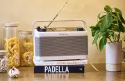 Roberts Stream 219 Review: A Modern Twist on a Classic Radio