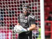 Robinson Backs Muller to Shine at St Mirren