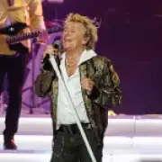 Rod Stewart cancels Cincinnati show after medical procedure