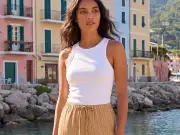 Roman's 'cool and comfy' trousers 'look smart' and 'give freedom'