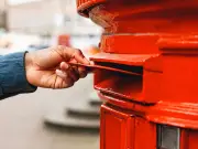 Royal Mail Coloured Envelope Warning for Customers Sending Cards