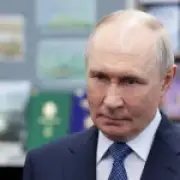 Russians told to stay inside and away from windows during Putin visit