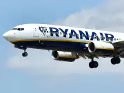 Ryanair, easyJet and BA passengers urged to carry out simple hack for extra legroom on flights