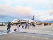 Ryanair passengers face £55 airport check-in fee if they don't check in online