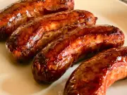 Sausages juicier and tastier with butcher's 1 simple tip