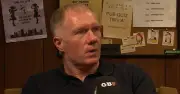 Scholes tells Fernandes to 'keep his mouth shut' after Hull defeat