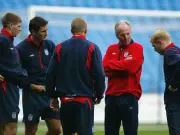 Scholes tougher to face than Gerrard and Lampard, says Ferguson