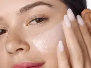 Shoppers save £60 on Clinique summer gift set with 'lovely' bag