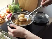 Simple boiled potato trick keeps them creamy and intact