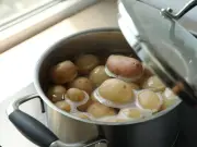 Simple water method for creamy boiled potatoes that stay intact