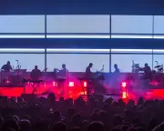 Singapore bans Massive Attack for showing Palestinian flag