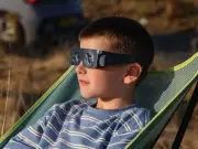 Solar eclipse eye damage: symptoms and when to seek help