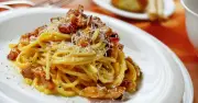 Spaghetti carbonara tastes 'incredible' with 1 controversial ingredient