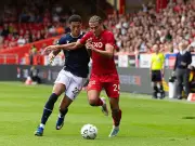 Stephen Robinson hails Nesta Guinness-Walker's 'brave' bounce-back for Aberdeen