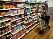 Supermarkets urged to ban edible food waste as UK faces harvest crisis