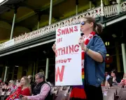 Swans fans walk out in protest during historic SCG double-header