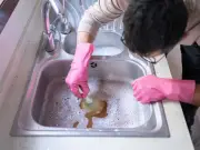 Swap vinegar for 'better' non-toxic drain cleaner, expert says