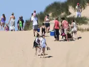 Temporary ban on disposable barbecues amid heatwave