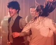Tether 인연 review – romantic ceilidh skips from Scotland to South Korea