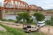 Texas officer arrested in Mexico over triple murder