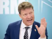 Tice blasted over 'insulting' heatwave comment on sparkling wine
