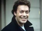 Tim Curry, Rocky Horror Star, Dies at 80 as Fans Pay Tribute