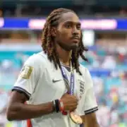 Tottenham target £20m Crystal Palace star Daniel Munoz to replace Djed Spence