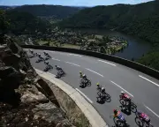 Tour de France Femmes Stage Six: Breakaway Wins