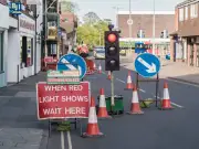 Traffic Lights Stuck on Red: Legal Expert Explains Driving Rules