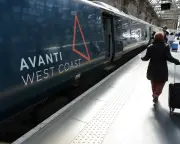 Train drivers secure 3.6% pay rise after strike threat