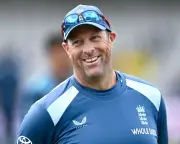 Trescothick hopes to stay with England under Fleming