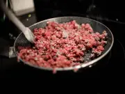 Trick to make cheap mince tender with baking soda
