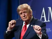 Trump mocked over 'Mrs Doubtfire' hair makeover at Vegas speech