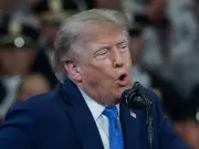 Trump threatens to 'bomb the s***' out of Oman if it 'gets in our way'