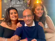 Twin sisters urge early checks after dad's rare cancer death