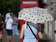 UK Heat Alert May Be Extended as Met Office Eyes Rare Red Warning
