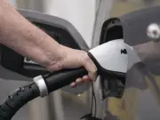 UK mulls new EV battery health rules amid £30 certificate plea