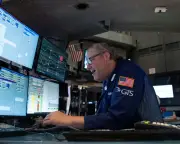 US Bond Market Turmoil Drives Global Government Borrowing Costs to Highest in Decades