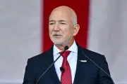 US CEOs at low-wage firms earn 614 times workers, report finds