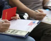 US immigrant visa applications paused; Dolly Parton dies at 80