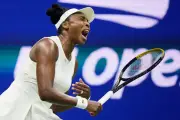 Venus Williams, 46, Beats Kenin in US Open First Round